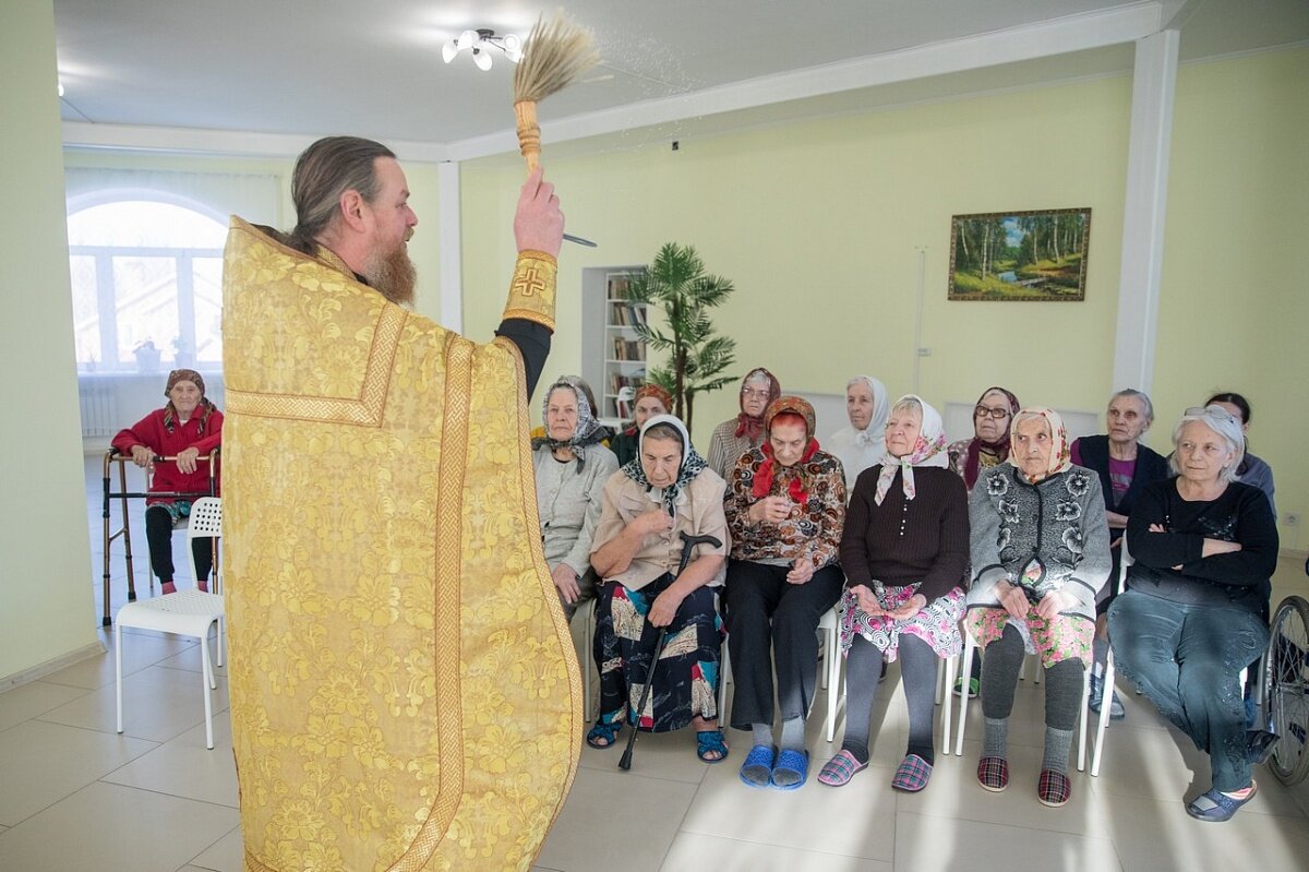 Пансионат для пожилых людей в камызяке. Осеченки Капустинская 9. Люберцы пансионат. Люберцы пансионат для пожилых. Санаторий в Люберцах.